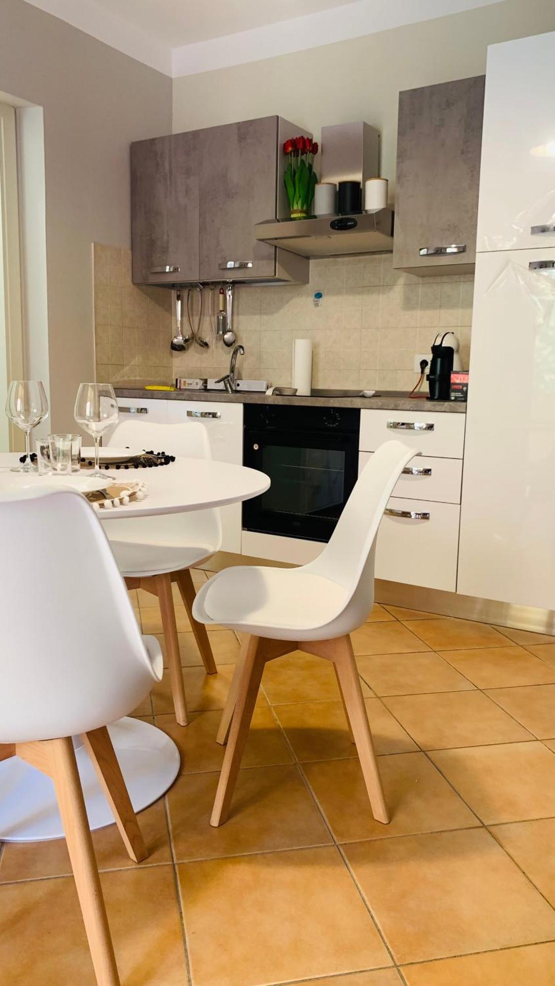 Nest House - Esclusivo Appartamento Marina Di Olbia- Mater Olbia - Beaches - Close To The Airport - Private Parking- Full Comforts - エクステリア 写真